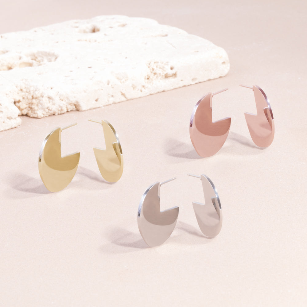 gold modern disk earrings hypoallergenic T119E007DO MIAJWL