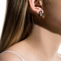 rosegold-stainless-huggie-earrings-hypoallergenic-T416E010DORO-MIA